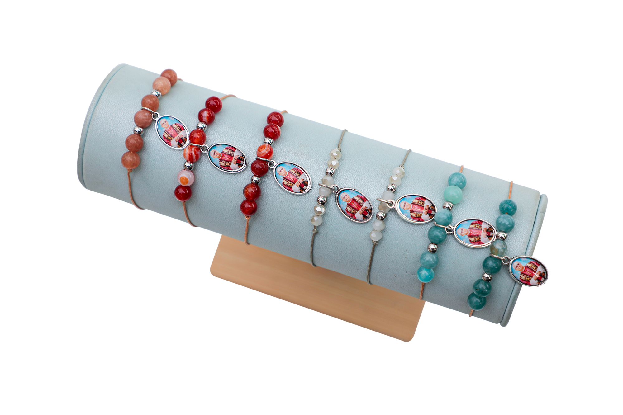 Pulseras – Producto elaborado por internas del penal Mujeres Chorrillos